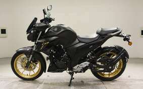 YAMAHA FZS25