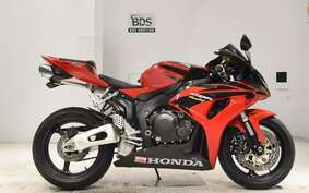 HONDA CBR1000RR 2006 SC57