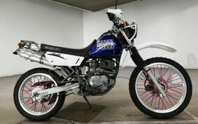 SUZUKI DJEBEL 200 (DR200SE) SH42A