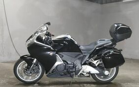 HONDA VFR1200F DCT 2013 SC63