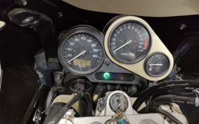 YAMAHA FZ400 4YR