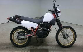 YAMAHA XT250 SEROW T 1983 30X