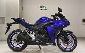 YAMAHA YZF-R25 RG10