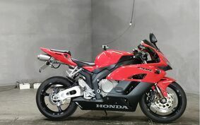 HONDA CBR1000RR 2004 SC57