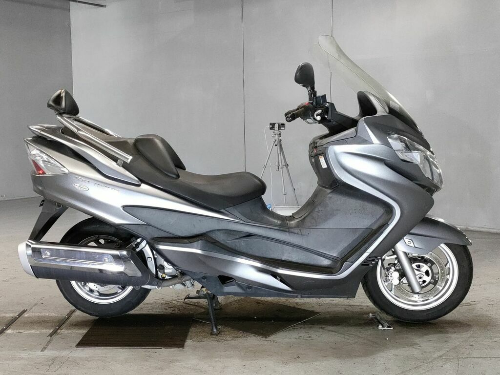 Suzuki Burgman 2019