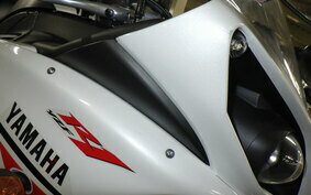 YAMAHA YZF-R1 2010