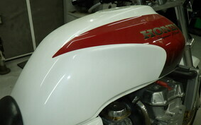 HONDA CB1300SF SUPER FOUR 2000 SC40