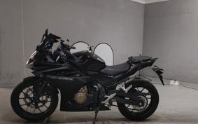 HONDA CBR400R NC47