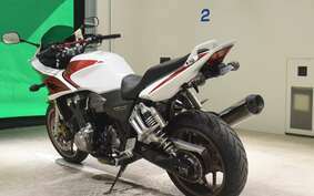 HONDA CB1300SF SUPER BOLDOR 2008 SC54