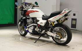 HONDA CB1300SF SUPER FOUR 2000 SC40