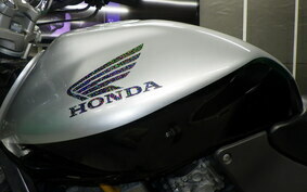 HONDA HORNET 250 MC31