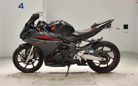 HONDA CBR250RR MC51