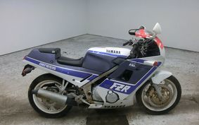 YAMAHA FZR250 2KR