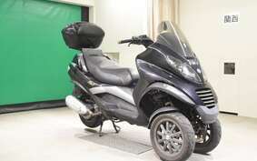 PIAGGIO MP3 250