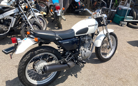 HONDA CB223S MC40