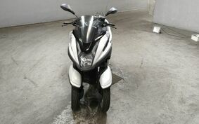 YAMAHA TRICITY 125 SE82J