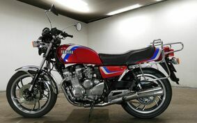 YAMAHA XJ550 4V8