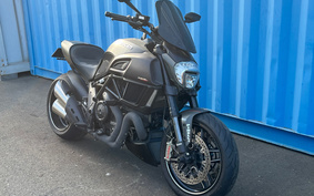 DUCATI DIAVEL Carbon 2015 G105J