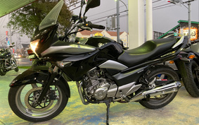 SUZUKI GSR250S GJ55D