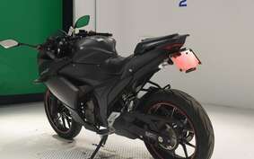 SUZUKI GIXXER 250 SF