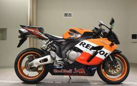 HONDA CBR1000RR 2005 SC57