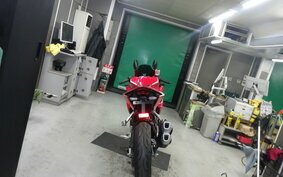 HONDA CBR250RR A MC51