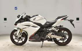 HONDA CBR250RR A MC51