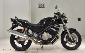 SUZUKI GSX250FX ZR250C