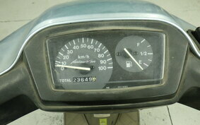 SUZUKI ADDRESS V100 CE11A