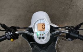 YAMAHA E- VINO  SY11J