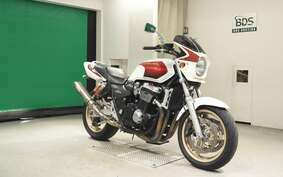 HONDA CB1300SF SUPER FOUR 1999 SC40