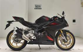 HONDA CBR250RR A MC51