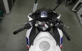 HONDA CBR125R JC50