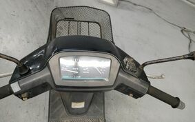 SUZUKI ADDRESS V100 CE11A