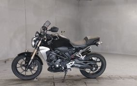 HONDA CB250R MC52