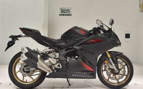 HONDA CBR250RR A MC51