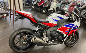 HONDA CBR1000RR 2015 SC59