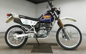 SUZUKI DJEBEL 200 (DR200SE) SH42A