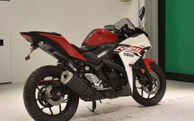 YAMAHA YZF-R25