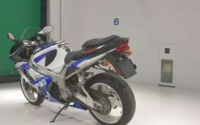 SUZUKI GSX-R1000 2003 GT74A