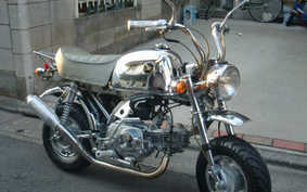 HONDA GORILLA SILVER Z50J