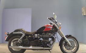 TRIUMPH SPEEDMASTER 2003 J903Y4