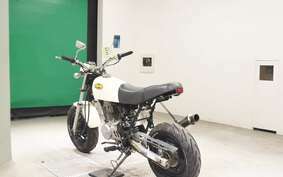 HONDA APE 100 HC07