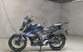 SUZUKI GIXXER 250 ED22Y