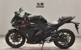 YAMAHA YZF-R25 A RG10J