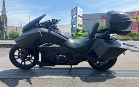 HONDA NM4 VULTUS -01 2014 RC82
