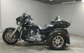 HARLEY FLHTCUTG TRIKE 1750 2016 MAD