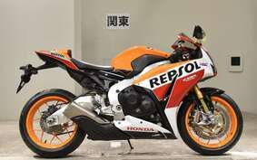 HONDA CBR1000RR SPECIAL EDITION 2015 SC59