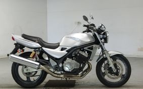 SUZUKI GSX250FX ZR250C