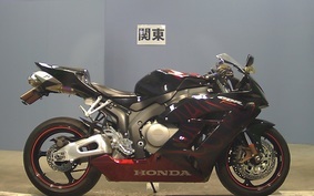 HONDA CBR1000RR 2004 SC57